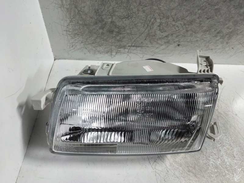 Recambio de faro izquierdo para opel astra f berlina referencia OEM IAM   