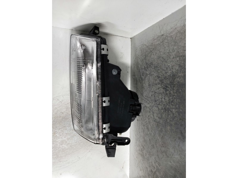Recambio de faro izquierdo para opel vectra a referencia OEM IAM   