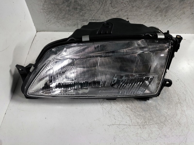 Recambio de faro izquierdo para peugeot 306 berlina 3/5 puertas (s1) referencia OEM IAM   