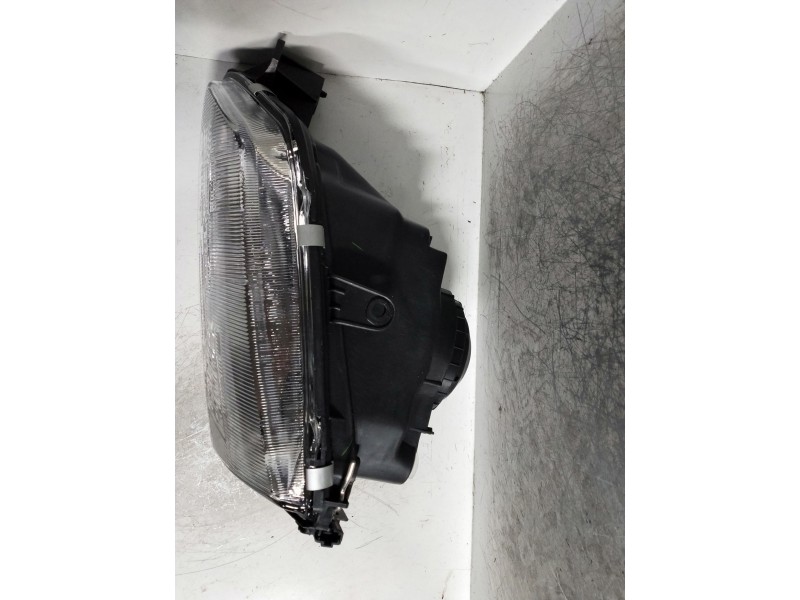 Recambio de faro izquierdo para peugeot 306 berlina 3/5 puertas (s1) referencia OEM IAM    Recambio de faro izquierdo para peugeot 306 berlina 3/5 puertas (s1) referencia OEM IAM