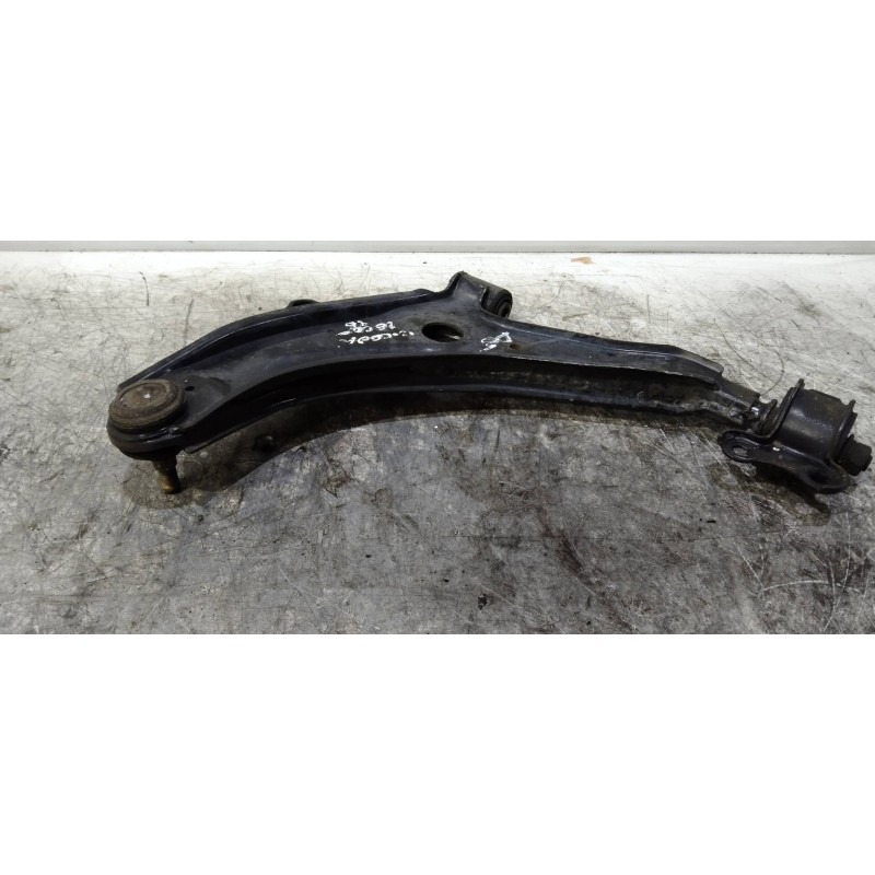 Recambio de brazo suspension inferior delantero derecho para hyundai coupe (j2) 1.6 fx coupe referencia OEM IAM   