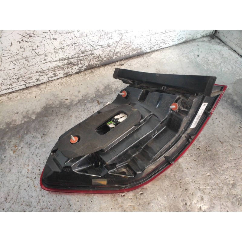 Recambio de piloto trasero derecho para mercedes clase e (w212) familiar 3.0 cdi cat referencia OEM IAM A2129061803  