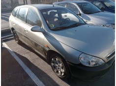 kia rio del año 2002