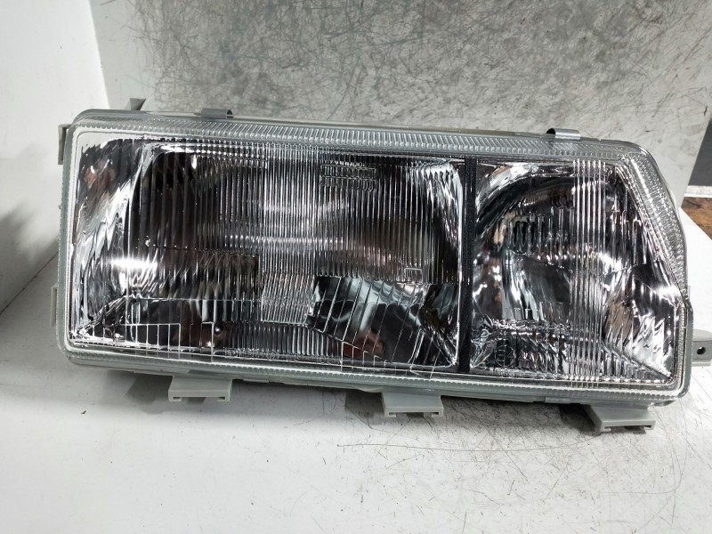 Recambio de faro derecho para renault 11 1.4 gtl referencia OEM IAM   