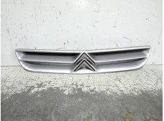 Recambio de rejilla delantera para citroen xantia berlina 2.0 hdi referencia OEM IAM 9625966777  