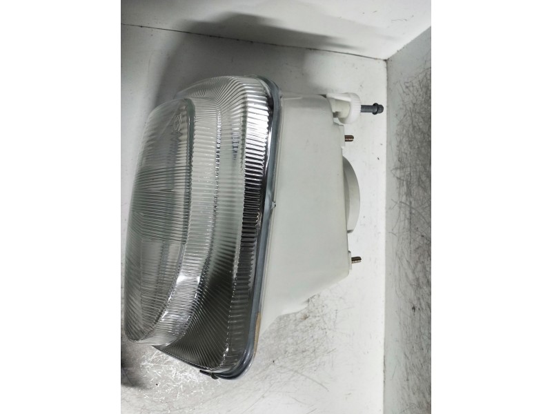Recambio de faro derecho para renault rapid/express (f40) referencia OEM IAM   