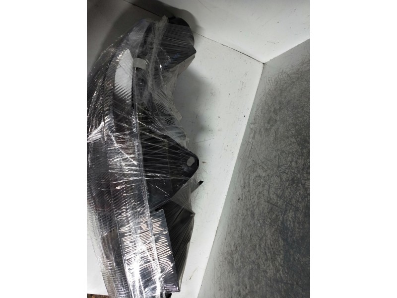 Recambio de faro derecho para peugeot 406 berlina (s1/s2) referencia OEM IAM   