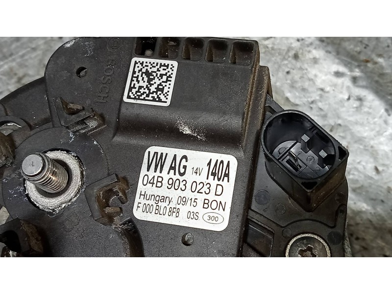 Recambio de alternador para volkswagen polo (6c1) comfortline bluemotion referencia OEM IAM 04B903023D F000BL08F8 