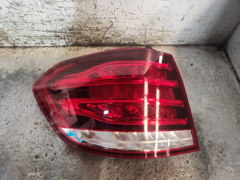 Recambio de piloto trasero izquierdo para mercedes clase e (w212) familiar 3.0 cdi cat referencia OEM IAM A2129061703  