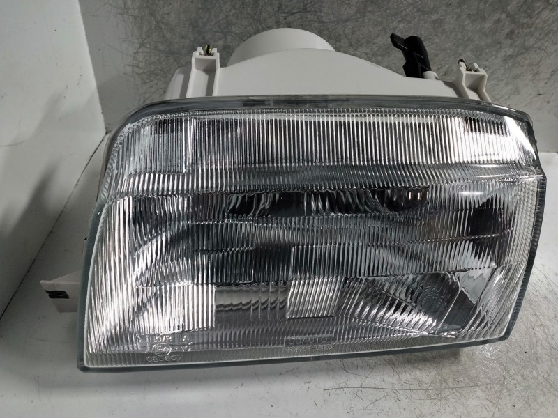 Recambio de faro izquierdo para renault 19 hatchback (b/c53) referencia OEM IAM    Recambio de faro izquierdo para renault 19 hatchback (b/c53) referencia OEM IAM