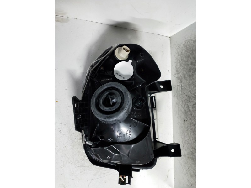 Recambio de faro derecho para renault clio ii fase i (b/cbo) referencia OEM IAM    Recambio de faro derecho para renault clio ii fase i (b/cbo) referencia OEM IAM