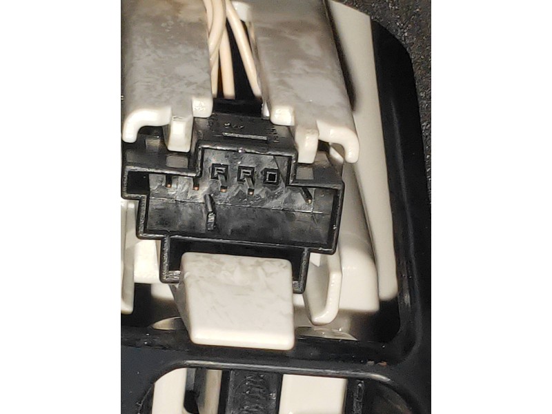 Recambio de piloto trasero izquierdo para mercedes clase e (w212) familiar 3.0 cdi cat referencia OEM IAM A2129061703  