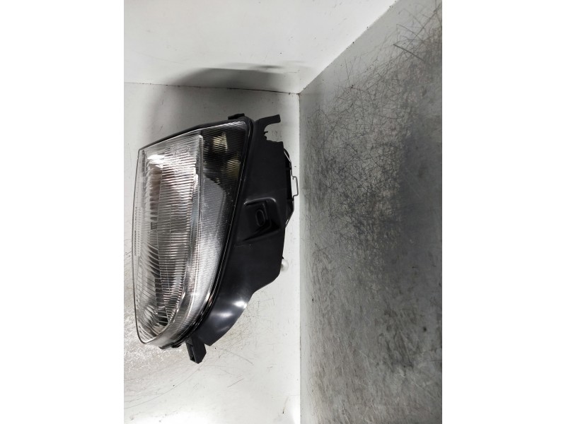 Recambio de faro derecho para seat arosa (6h1) referencia OEM IAM   