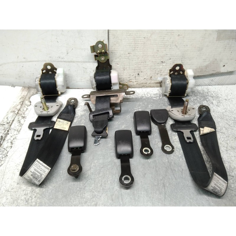 Recambio de juego cinturones trasero para toyota corolla verso (r1) 2.0 d-4d luna referencia OEM IAM   5P
