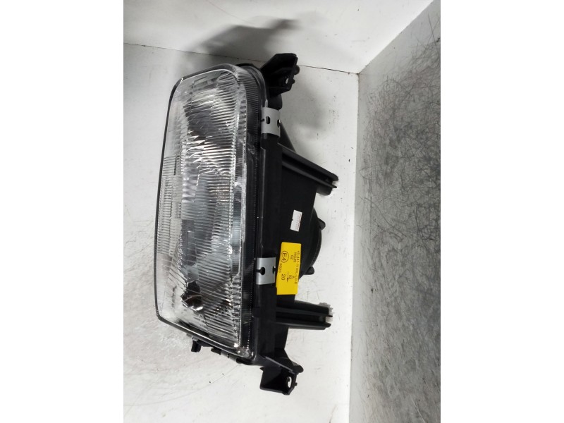 Recambio de faro izquierdo para volkswagen passat berlina (312) referencia OEM IAM    Recambio de faro izquierdo para volkswagen passat berlina (312) referencia OEM IAM