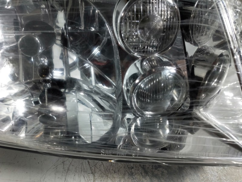 Recambio de faro derecho para volkswagen bora berlina (1j2) referencia OEM IAM   