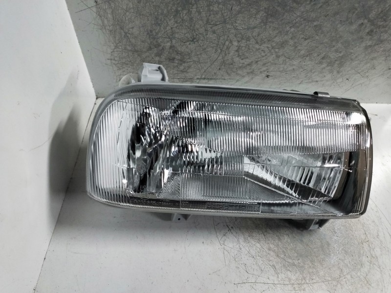 Recambio de faro derecho para volkswagen vento (1h2) referencia OEM IAM   