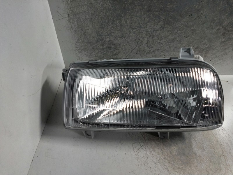 Recambio de faro izquierdo para volkswagen vento (1h2) referencia OEM IAM   