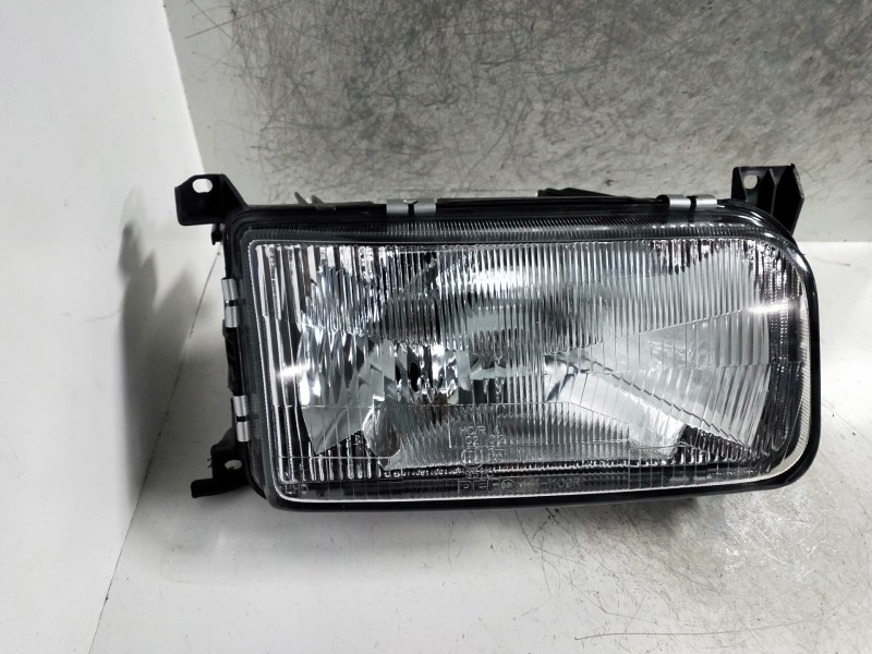 Recambio de faro derecho para volkswagen passat berlina (312) referencia OEM IAM   