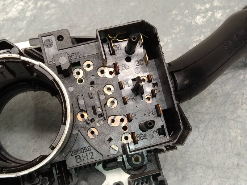 Recambio de mando luces para audi a6 berlina (4b2) 2.5 tdi referencia OEM IAM 8L0953513G  