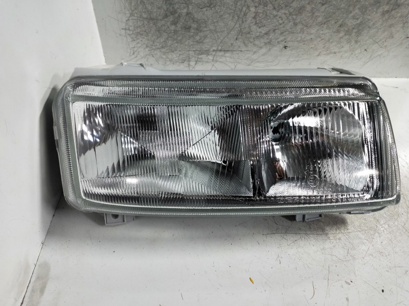 Recambio de faro derecho para volkswagen passat berlina (3a2) referencia OEM IAM   