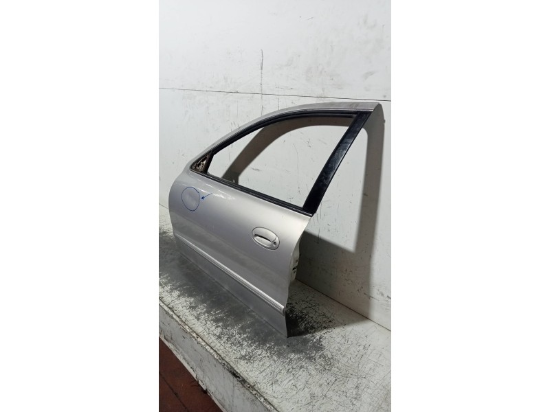 Recambio de puerta delantera izquierda para hyundai lantra berlina (rd) 1.9 d gls referencia OEM IAM   4P