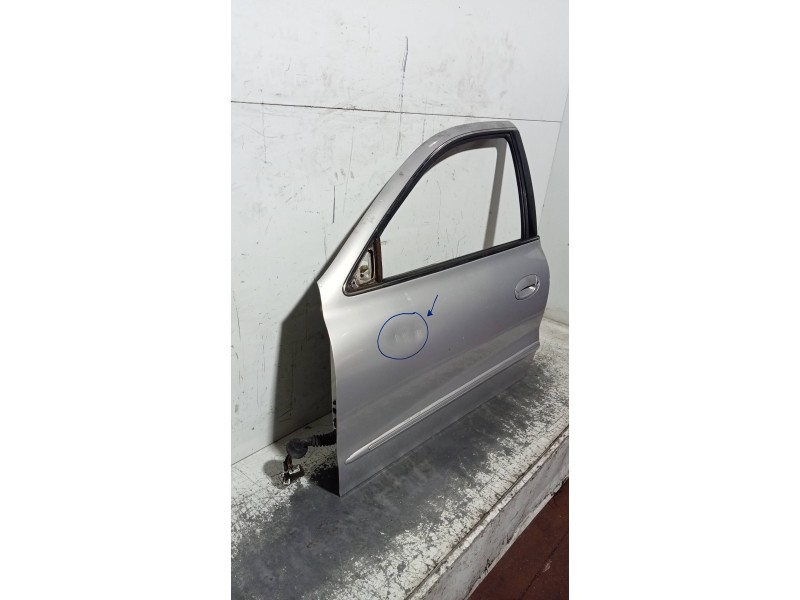 Recambio de puerta delantera izquierda para hyundai lantra berlina (rd) 1.9 d gls referencia OEM IAM   4P