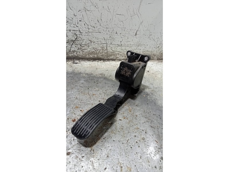 Recambio de potenciometro pedal para mercedes sprinterii caja cerrada (desde 01.06) 210/213/216 cdi (906.611/613) referencia OEM