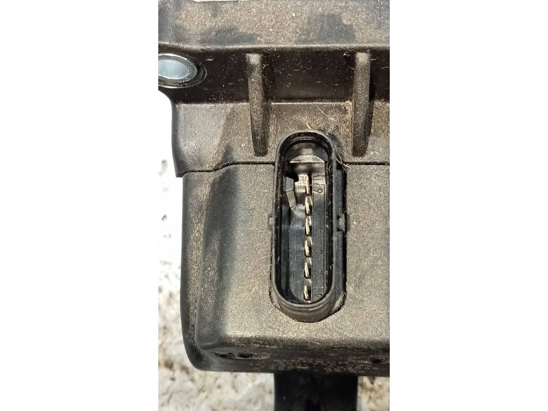 Recambio de potenciometro pedal para mercedes sprinterii caja cerrada (desde 01.06) 210/213/216 cdi (906.611/613) referencia OEM