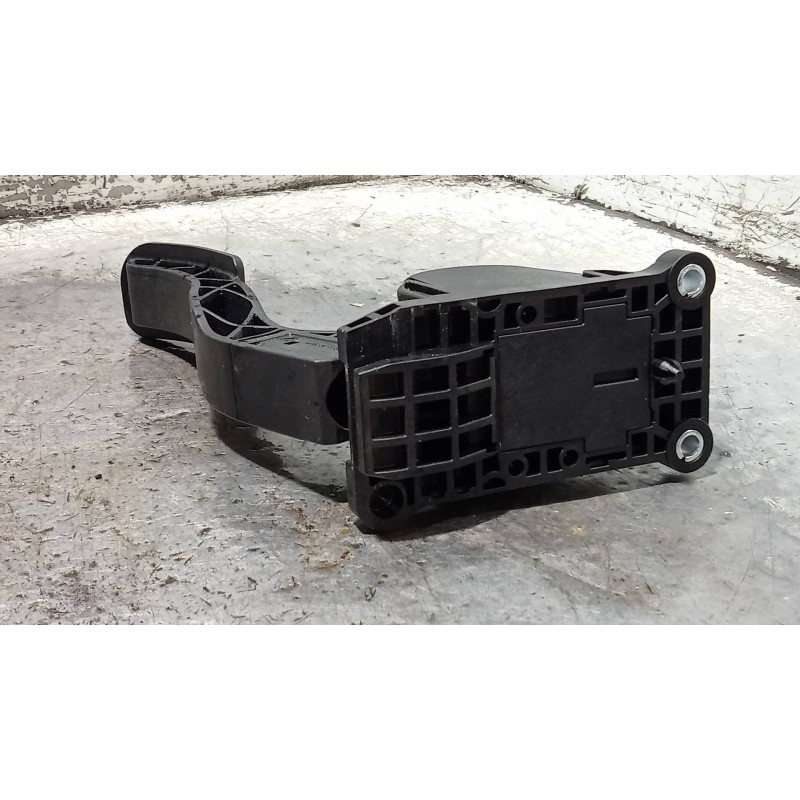 Recambio de potenciometro pedal para mercedes sprinterii caja cerrada (desde 01.06) 210/213/216 cdi (906.611/613) referencia OEM