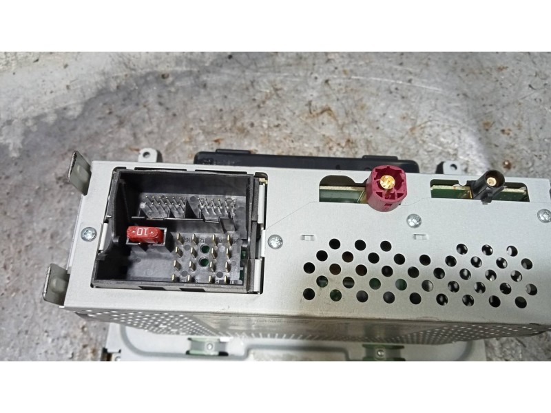 Recambio de sistema audio / radio cd para mercedes sprinterii caja cerrada (desde 01.06) 210/213/216 cdi (906.611/613) referenci