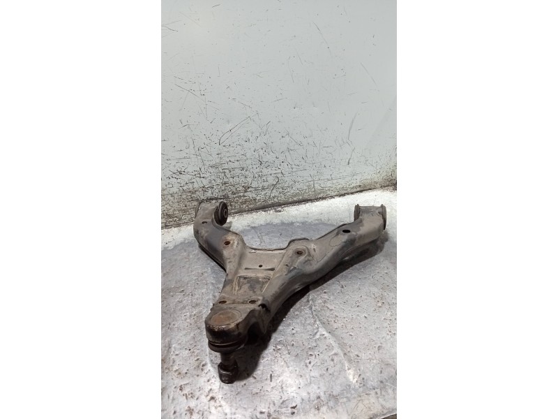 Recambio de brazo suspension inferior delantero derecho para mercedes sprinterii caja cerrada (desde 01.06) 210/213/216 cdi (906