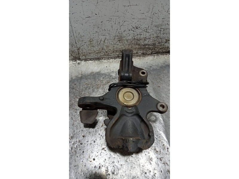 Recambio de mangueta delantera derecha para mercedes sprinterii caja cerrada (desde 01.06) 210/213/216 cdi (906.611/613) referen