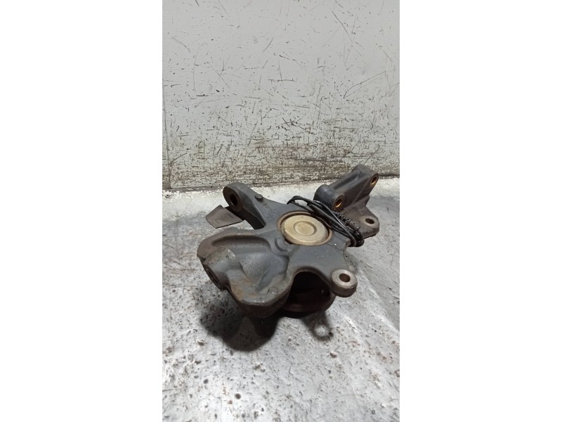 Recambio de mangueta delantera derecha para mercedes sprinterii caja cerrada (desde 01.06) 210/213/216 cdi (906.611/613) referen