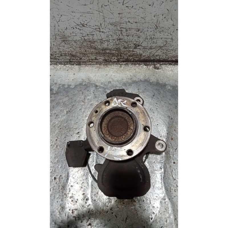 Recambio de mangueta delantera izquierda para mercedes sprinterii caja cerrada (desde 01.06) 210/213/216 cdi (906.611/613) refer