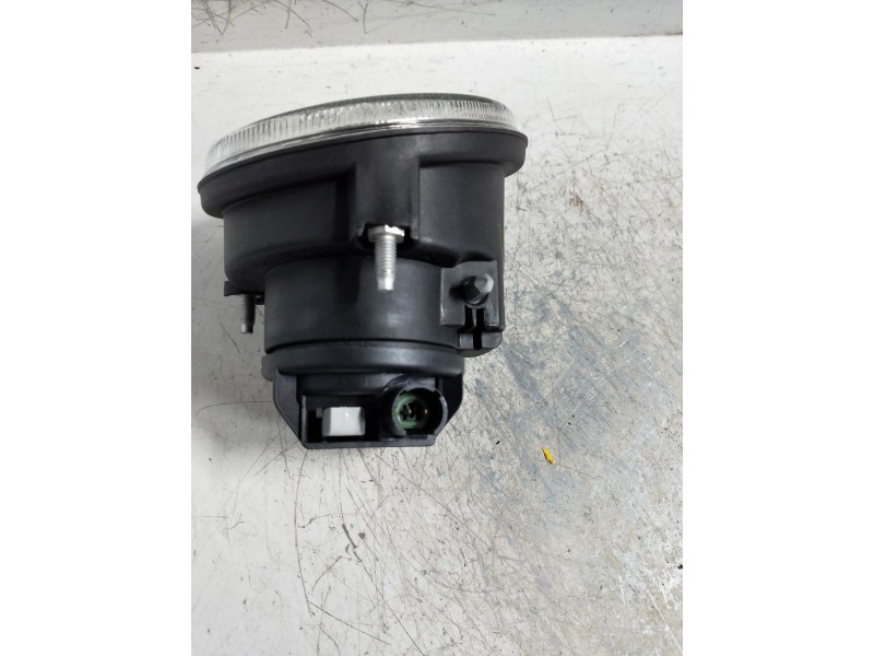 Recambio de faro antiniebla derecho para renault clio ii fase i (b/cbo) referencia OEM IAM   