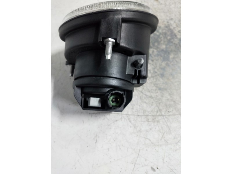 Recambio de faro antiniebla derecho para renault clio ii fase i (b/cbo) referencia OEM IAM   