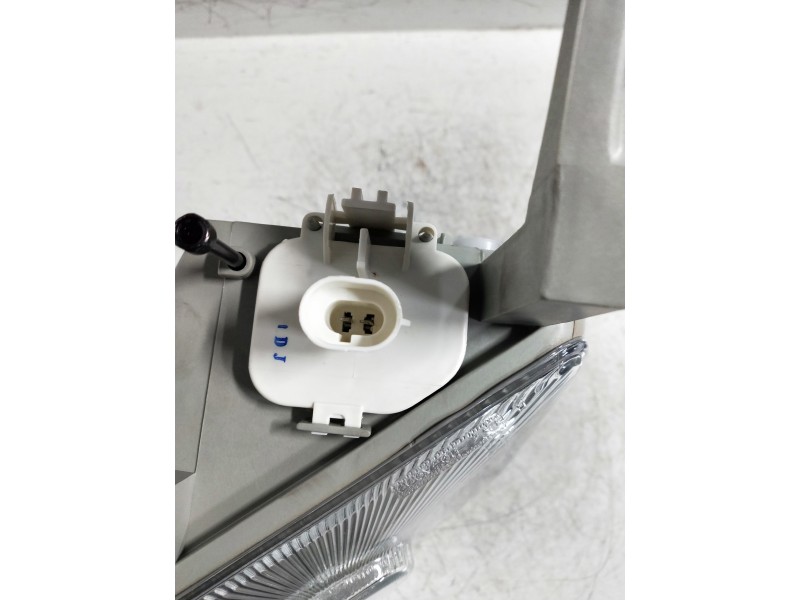 Recambio de faro antiniebla derecho para opel vectra b berlina referencia OEM IAM   