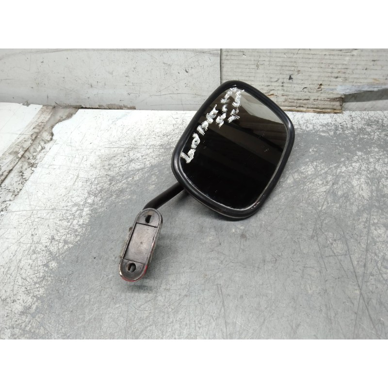 Recambio de retrovisor derecho para santana 2.5 b dl t/d 2.5 dl referencia OEM IAM   MANUAL