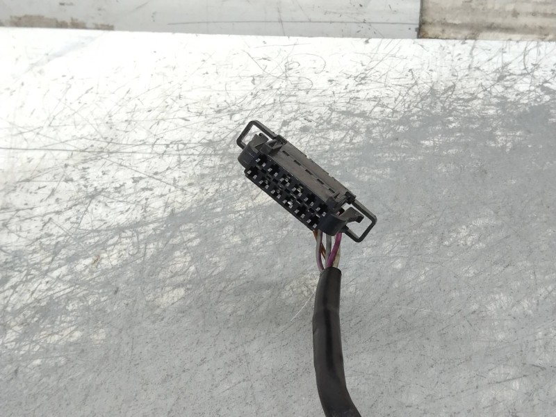 Recambio de retrovisor derecho para volkswagen passat berlina (3b2) comfortline referencia OEM IAM   ELECTRICO