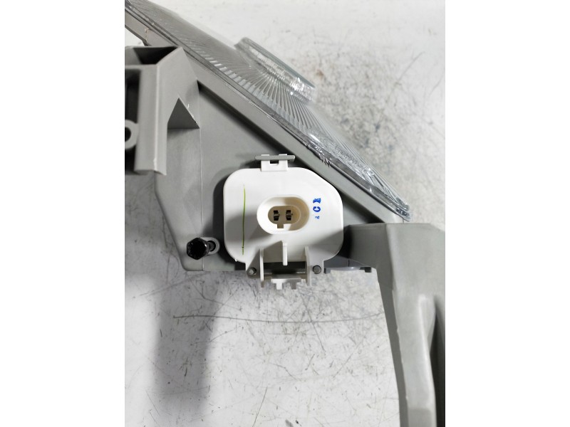 Recambio de faro antiniebla izquierdo para opel vectra b berlina referencia OEM IAM   