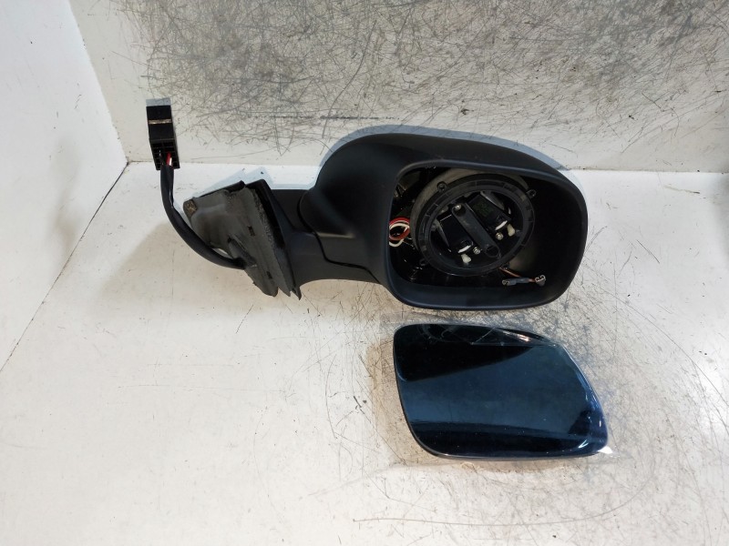 Recambio de retrovisor derecho para audi a3 (8l) referencia OEM IAM   