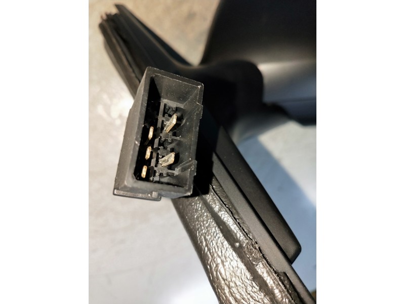 Recambio de retrovisor derecho para audi a3 (8l) referencia OEM IAM   