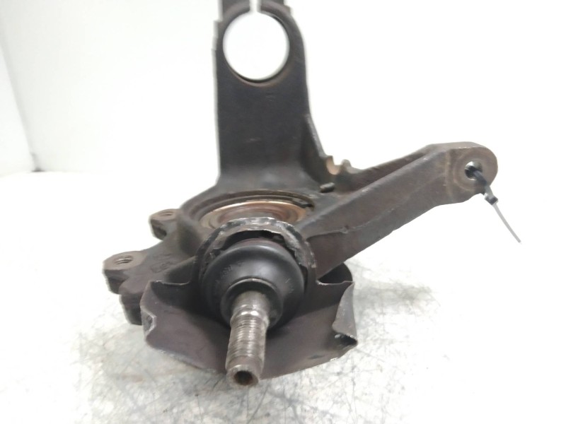 Recambio de mangueta delantera derecha para citroen xantia berlina 2.0 hdi seduction referencia OEM IAM   