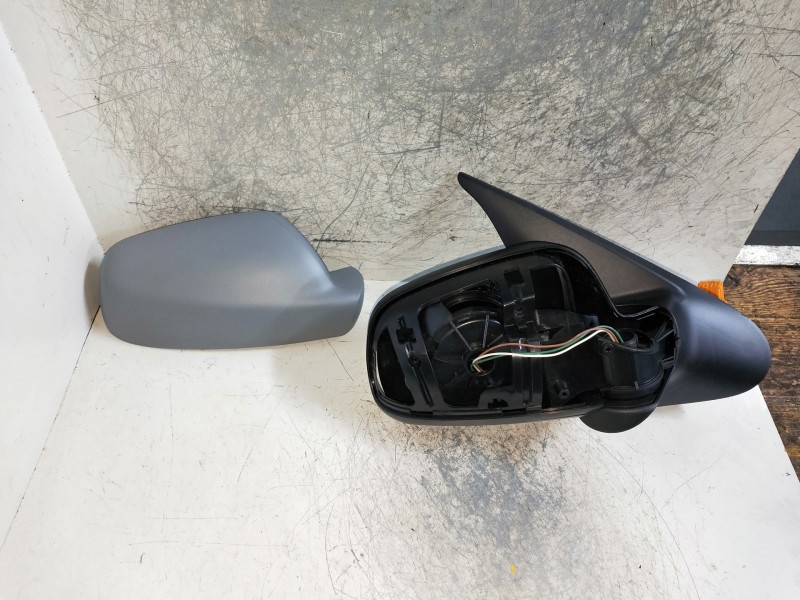 Recambio de retrovisor derecho para citroen xsara berlina referencia OEM IAM   