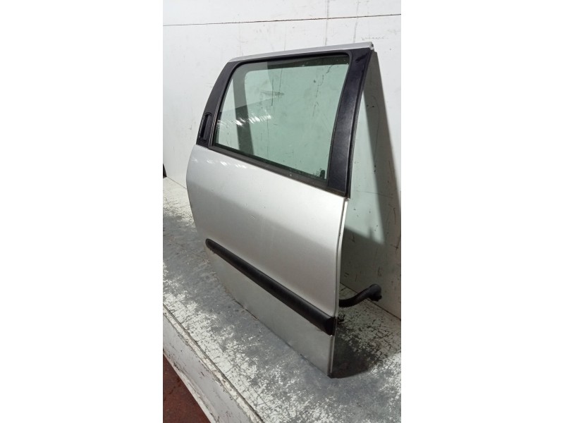 Recambio de puerta trasera derecha para peugeot 206 sw x-line referencia OEM IAM   5P SW