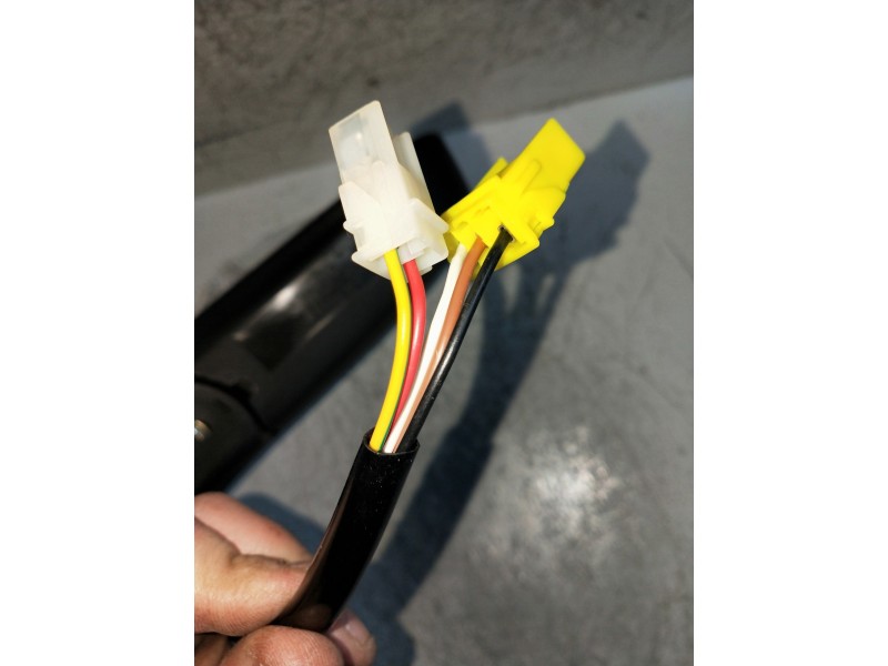 Recambio de retrovisor derecho para citroen xantia berlina referencia OEM IAM   