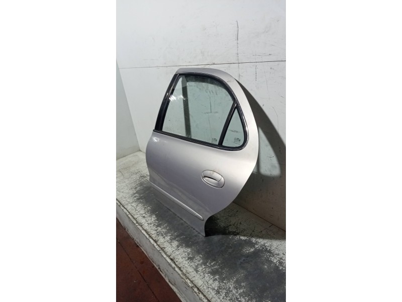 Recambio de puerta trasera izquierda para hyundai lantra berlina (rd) 1.9 d gls referencia OEM IAM   4P