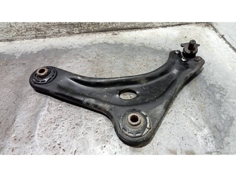 Recambio de brazo suspension inferior delantero izquierdo para citroen c3 1.4 premier referencia OEM IAM   