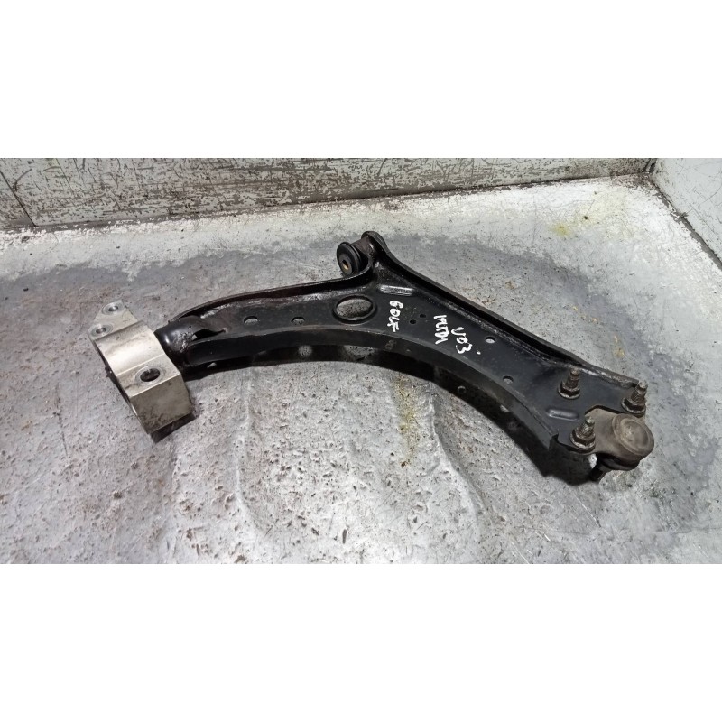 Recambio de brazo suspension inferior delantero izquierdo para volkswagen golf v berlina (1k1) highline referencia OEM IAM 1K040